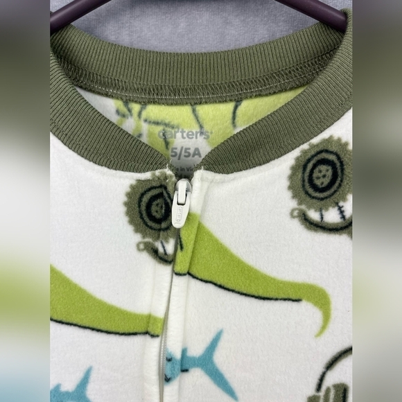 Carter’s boys dino zippered footie pajamas Size 5 - Picture 5 of 9